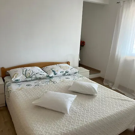 Guest house And Lorena 236