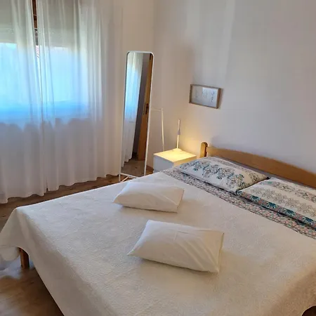 Guest house And Lorena 236