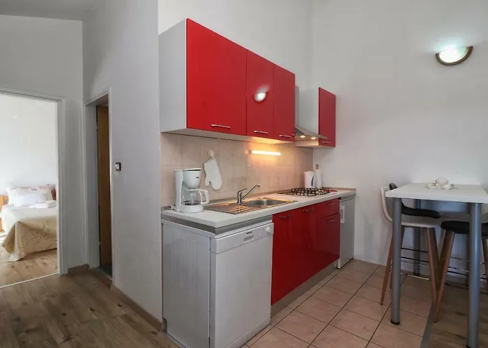 And Lorena 236 3* Ρόβινι