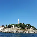 Гостевой дом And Lorena 236 Ровинь
