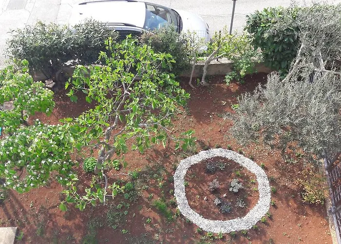 And Lorena 236 בית הארחה רוביני