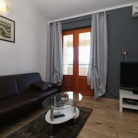 And Lorena 236 Affittacamere Rovigno